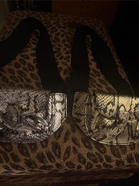 Vintage Omega Metallic Silver Snake-Print Crossbody Waist Belt/Bag